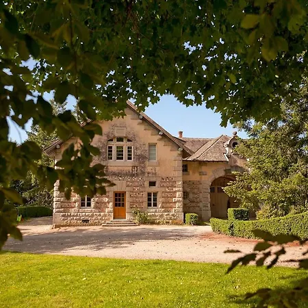 בית נופש Chateau De - Joyeux