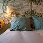 Chateau De -
