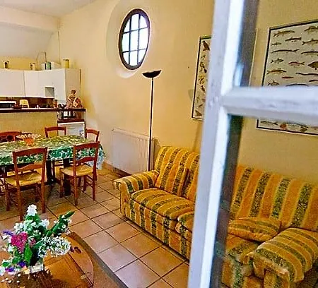 Chateau De - Holiday home Joyeux