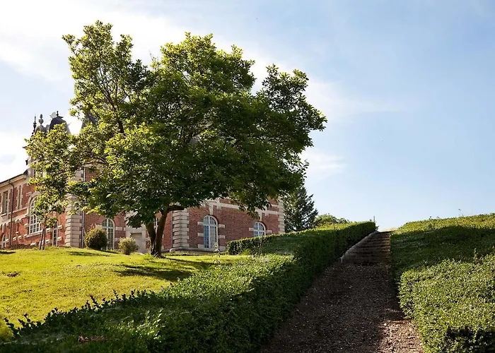 Prázdninový dům Chateau De - Joyeux