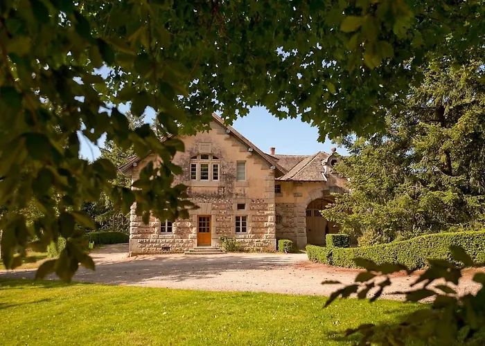 Prázdninový dům Chateau De - Joyeux